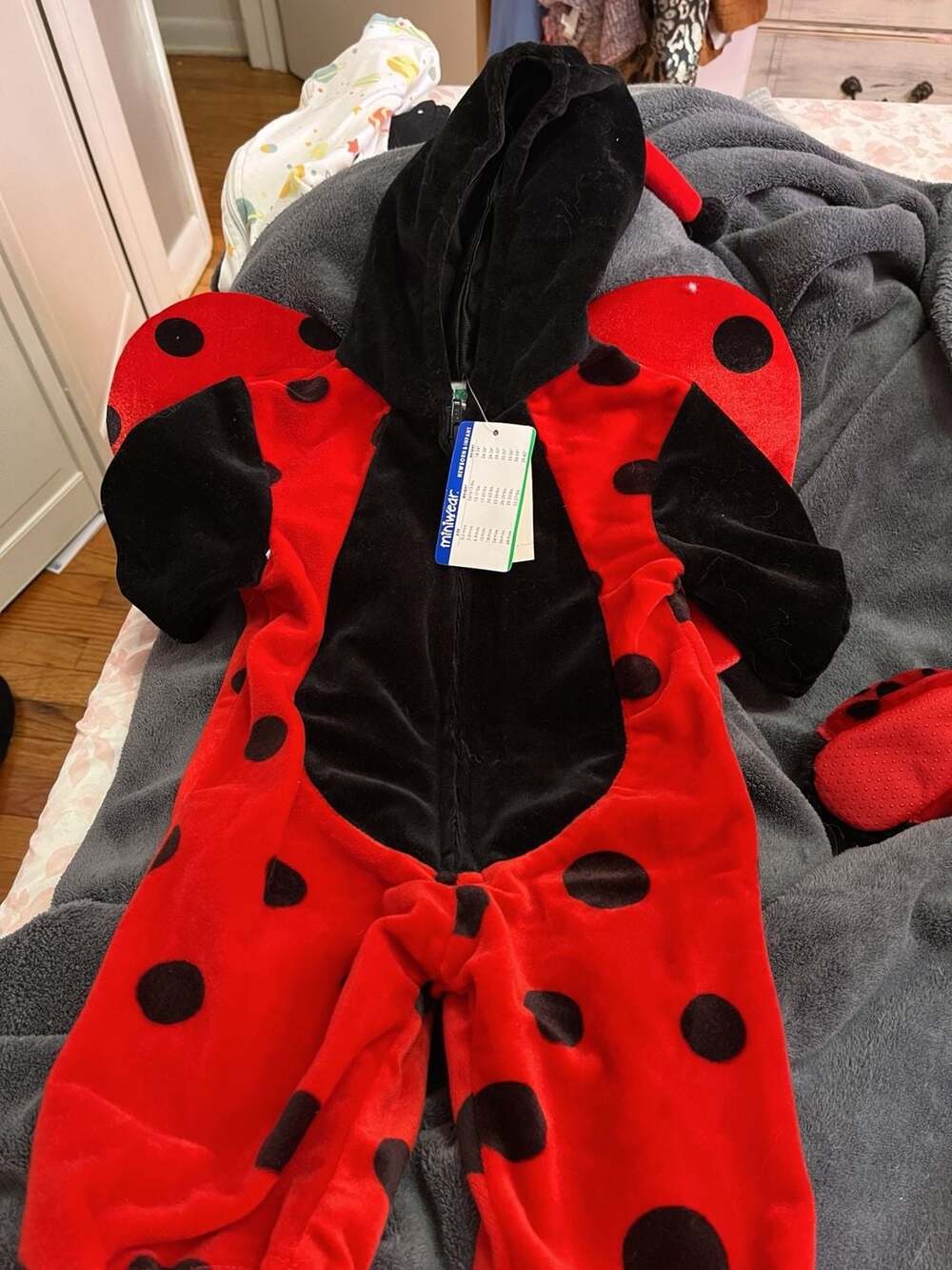 Vintage Miniwear Lady Bug Halloween Costume 6 Months Baby - SMOKE FREE!